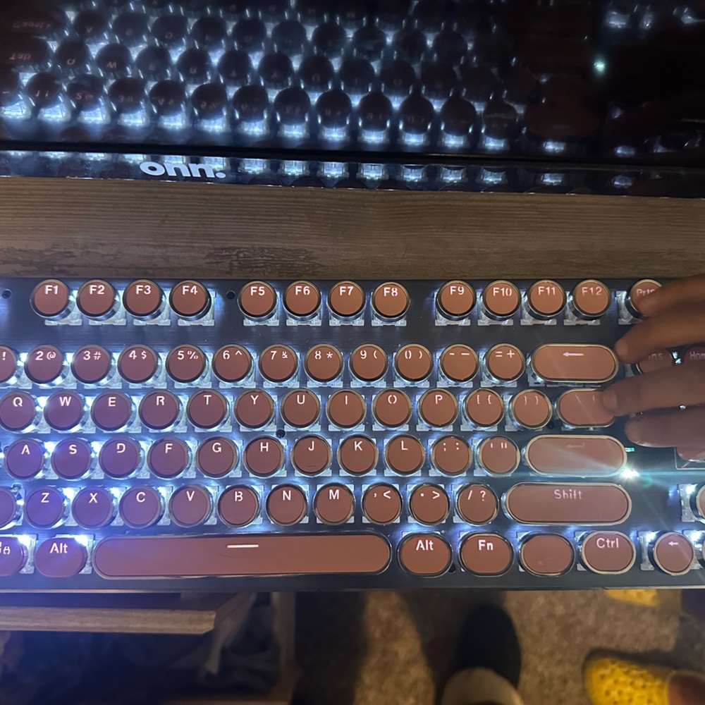 Retro Style Keyboard with Round Keys